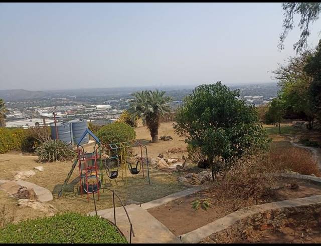 4 BEDROOM PROPERTY TO RENT IN SUNNYRIDGE